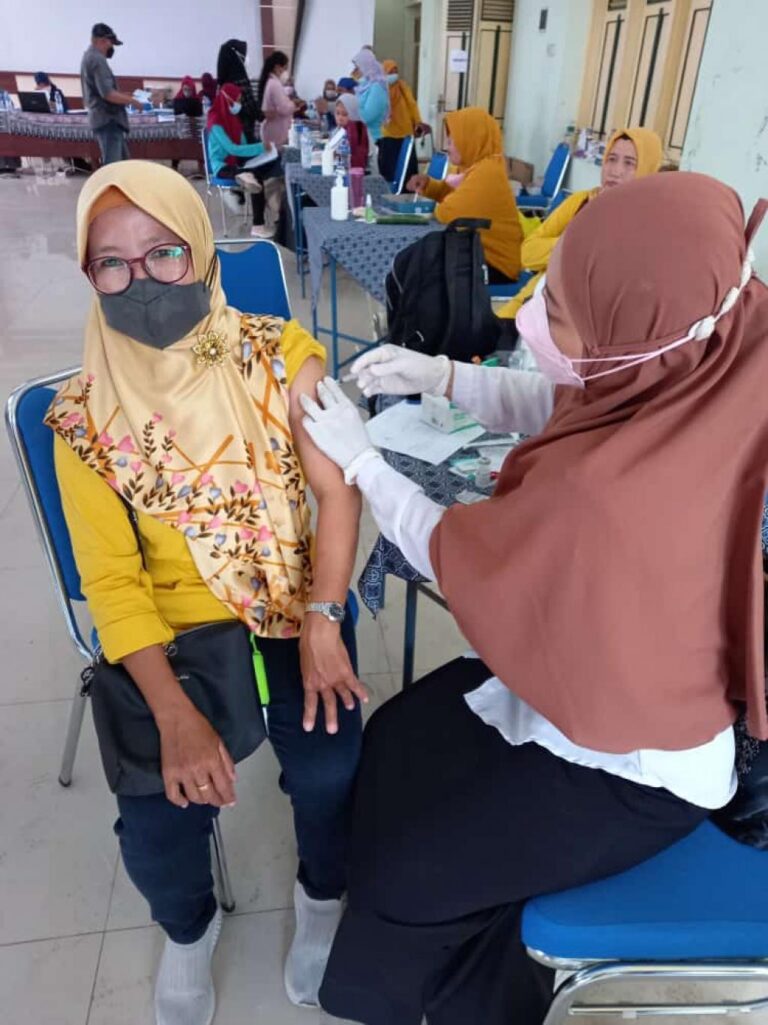 gambar_Vaksinasi Booster Kalurahan Sidoarum